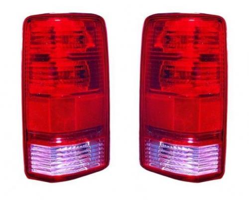 2011 dodge nitro tail light